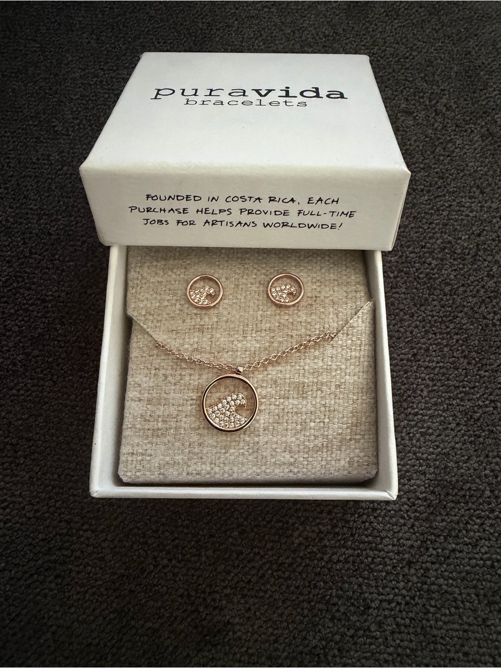 Puravida pave’ wave necklace & earrings set in rose